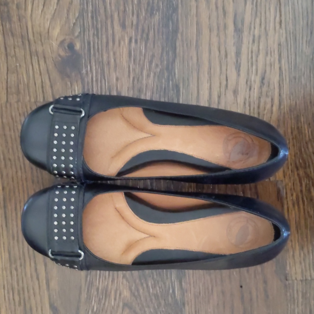 Nurture Black Flats